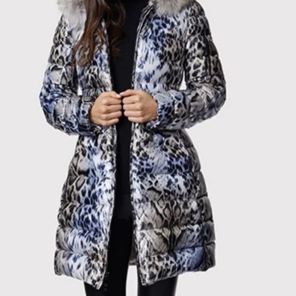 Dawn Levy Down Coat w/ Coyote Trim - Picture 11 of 15